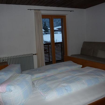 Ferienwohnung Natter in Mellau Zimmer foto